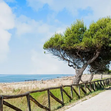 Family With Pool Access Bibione